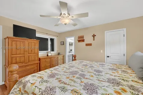 18543 SW 91st Avenue Cutler Bay FL 33157