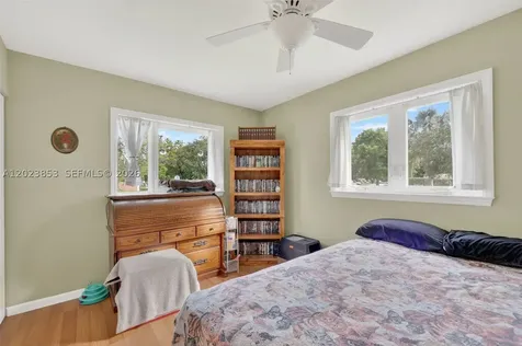18543 SW 91st Avenue Cutler Bay FL 33157