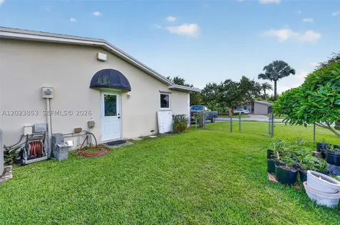 18543 SW 91st Avenue Cutler Bay FL 33157