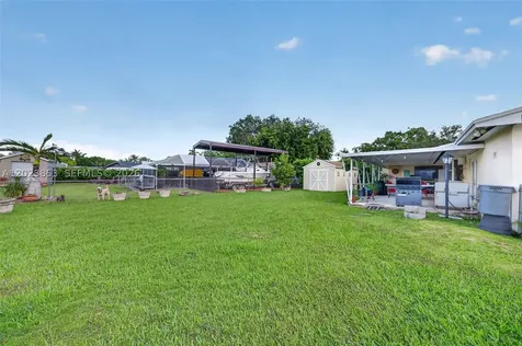 18543 SW 91st Avenue Cutler Bay FL 33157