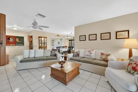 18543 SW 91st Avenue Cutler Bay FL 33157