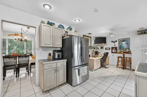18543 SW 91st Avenue Cutler Bay FL 33157