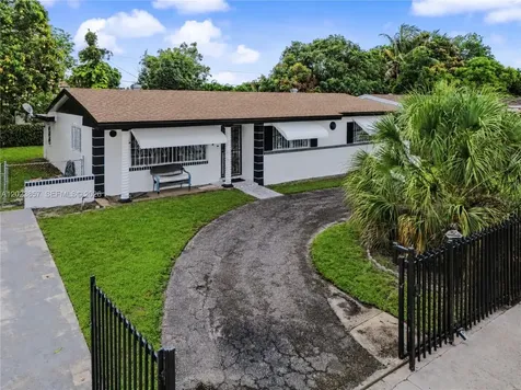 18805 NW 19th Court Miami Gardens FL 33056