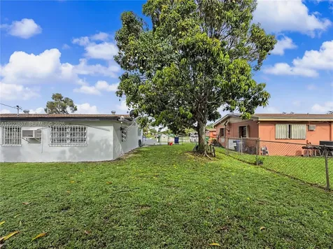 18805 NW 19th Court Miami Gardens FL 33056