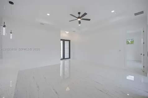 931 Barcelona Street E Lehigh Acres FL 33974