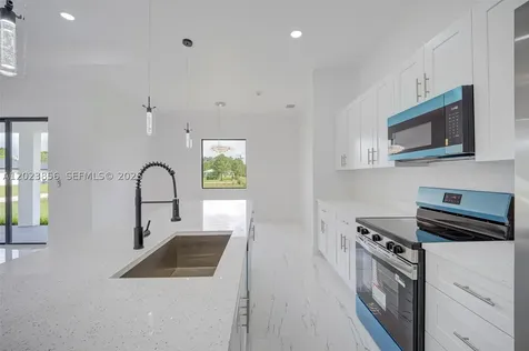 931 Barcelona Street E Lehigh Acres FL 33974