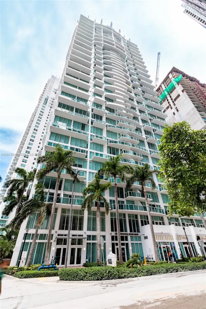 41 SE 5th Street Miami FL 33131