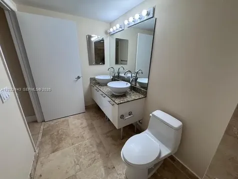 41 SE 5th Street Miami FL 33131