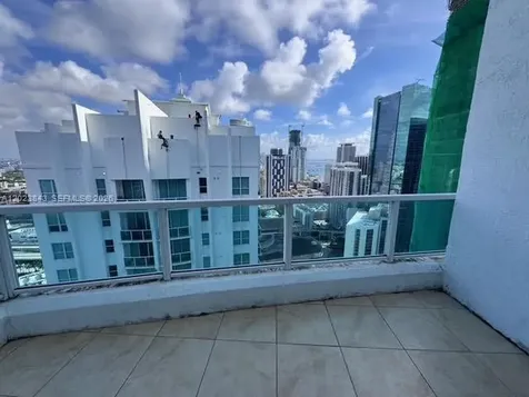 41 SE 5th Street Miami FL 33131