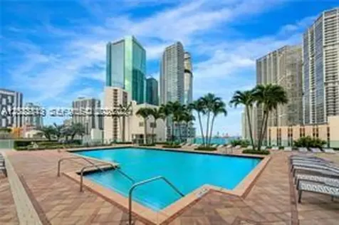 41 SE 5th Street Miami FL 33131