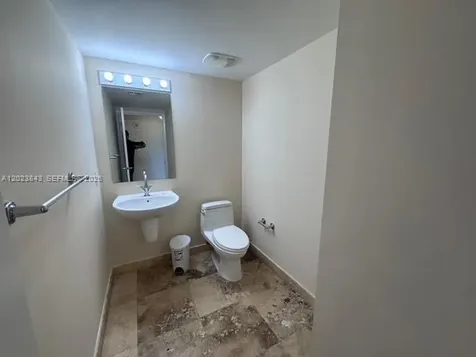 41 SE 5th Street Miami FL 33131