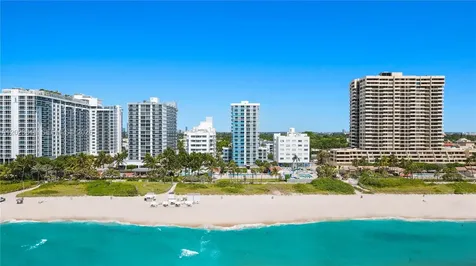 2457 Collins Avenue Miami Beach FL 33140