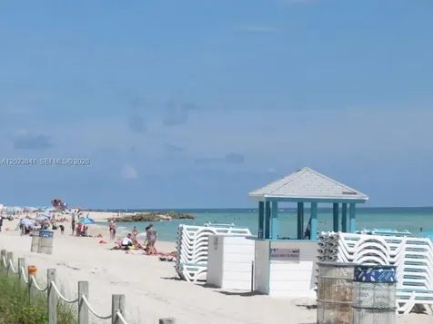 2457 Collins Avenue Miami Beach FL 33140