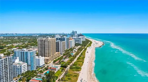 2457 Collins Avenue Miami Beach FL 33140