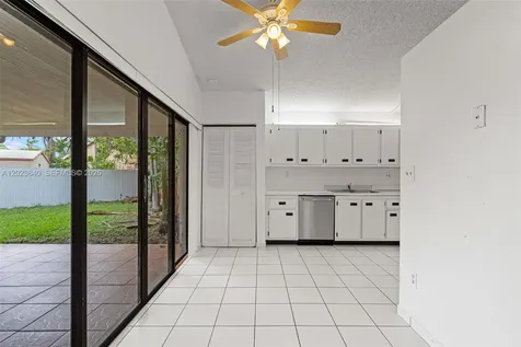 15332 SW 57th Street Miami FL 33193