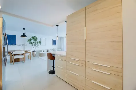 17500 N Bay Road Sunny Isles Beach FL 33160