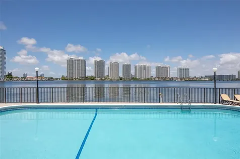 17500 N Bay Road Sunny Isles Beach FL 33160