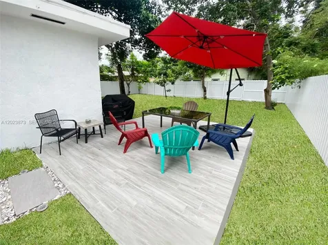 4727 NW 5th Avenue Miami FL 33127