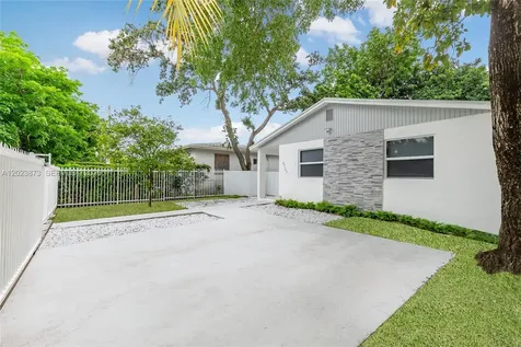 4727 NW 5th Avenue Miami FL 33127