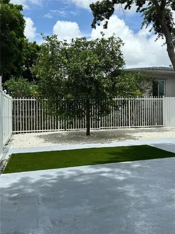 4727 NW 5th Avenue Miami FL 33127