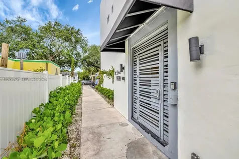 1939 Jefferson Street Hollywood FL 33020