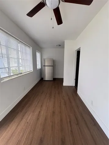 2052 SW 7th Street Miami FL 33135