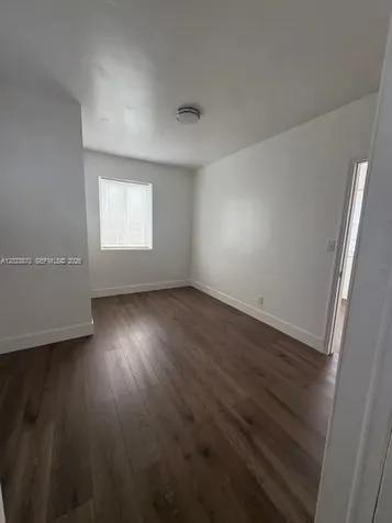 2052 SW 7th Street Miami FL 33135
