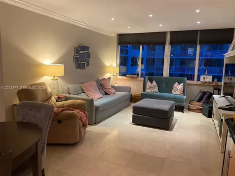 5401 Collins Avenue Miami Beach FL 33140