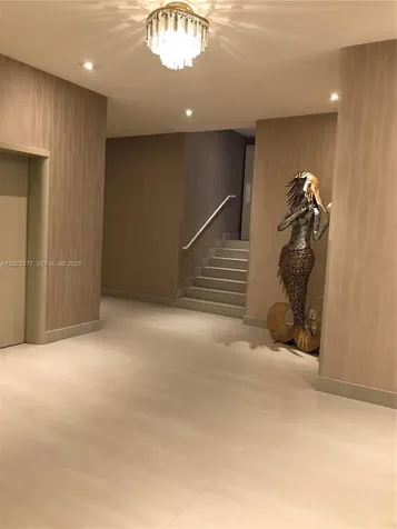 5401 Collins Avenue Miami Beach FL 33140