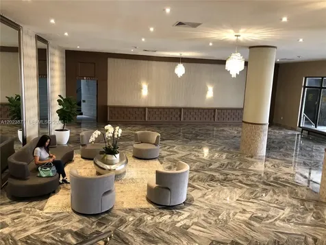 5401 Collins Avenue Miami Beach FL 33140