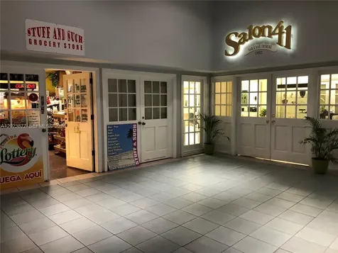 5401 Collins Avenue Miami Beach FL 33140