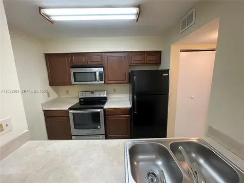 2881 N Oakland Forest Drive Oakland Park FL 33309