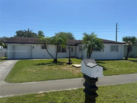 17035 SW 107th Court Miami FL 33157