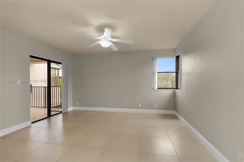 10105 W Sunrise Boulevard Plantation FL 33322