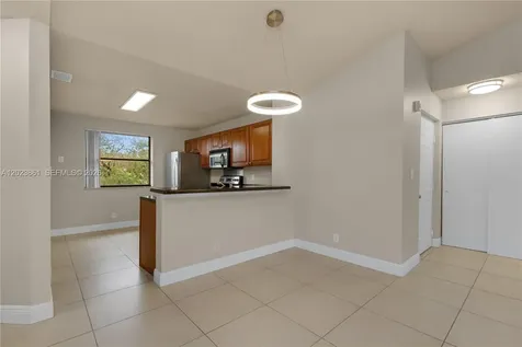 10105 W Sunrise Boulevard Plantation FL 33322