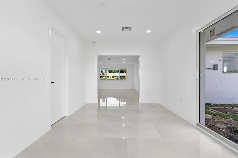 7860 NW 12th Street Pembroke Pines FL 33024