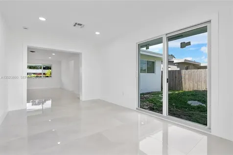 7860 NW 12th Street Pembroke Pines FL 33024