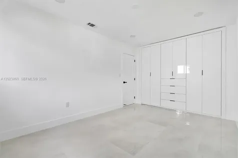7860 NW 12th Street Pembroke Pines FL 33024