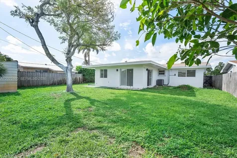 7860 NW 12th Street Pembroke Pines FL 33024