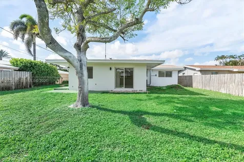 7860 NW 12th Street Pembroke Pines FL 33024