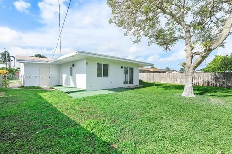 7860 NW 12th Street Pembroke Pines FL 33024