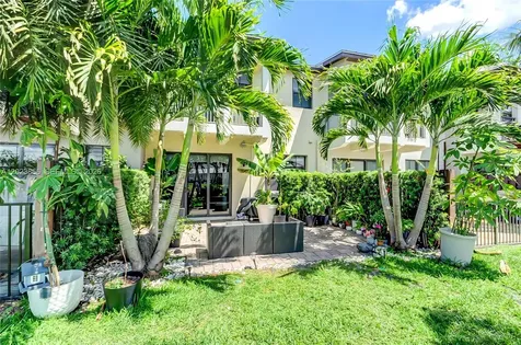 5820 NW 104th Court Doral FL 33178