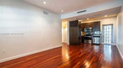 1438 Meridian Avenue Miami Beach FL 33139