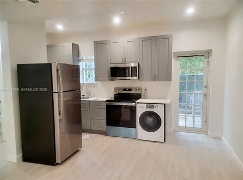 1438 Meridian Avenue Miami Beach FL 33139