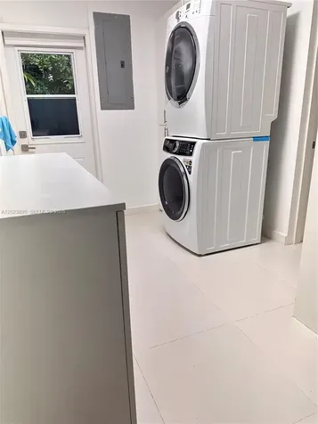 181 Island Drive Key Biscayne FL 33149