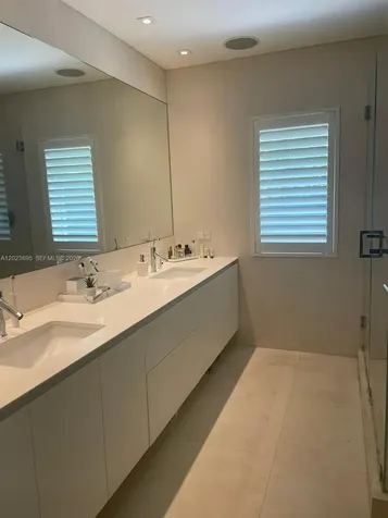 181 Island Drive Key Biscayne FL 33149