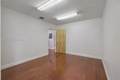 1210 NE 8th Avenue Fort Lauderdale FL 33304