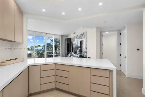 100 S Pointe Drive Miami Beach FL 33139