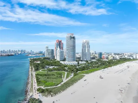 100 S Pointe Drive Miami Beach FL 33139