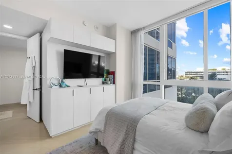100 S Pointe Drive Miami Beach FL 33139
